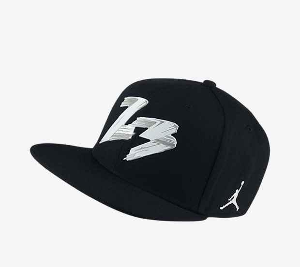Шапки Air Jordan 8 Snapback Black/ White