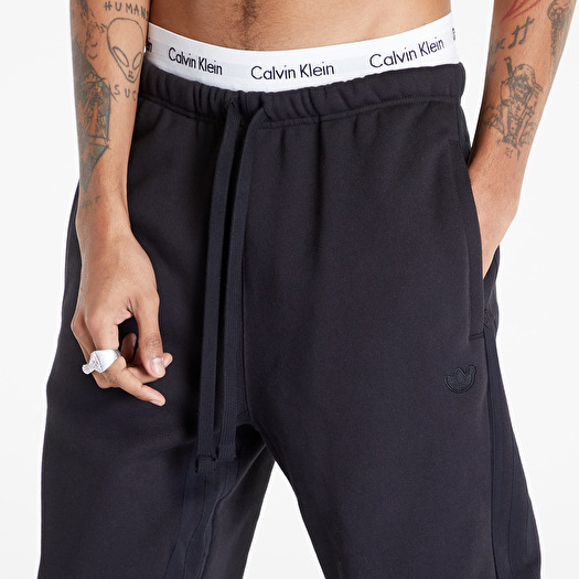 Black and blue adidas pants outlet