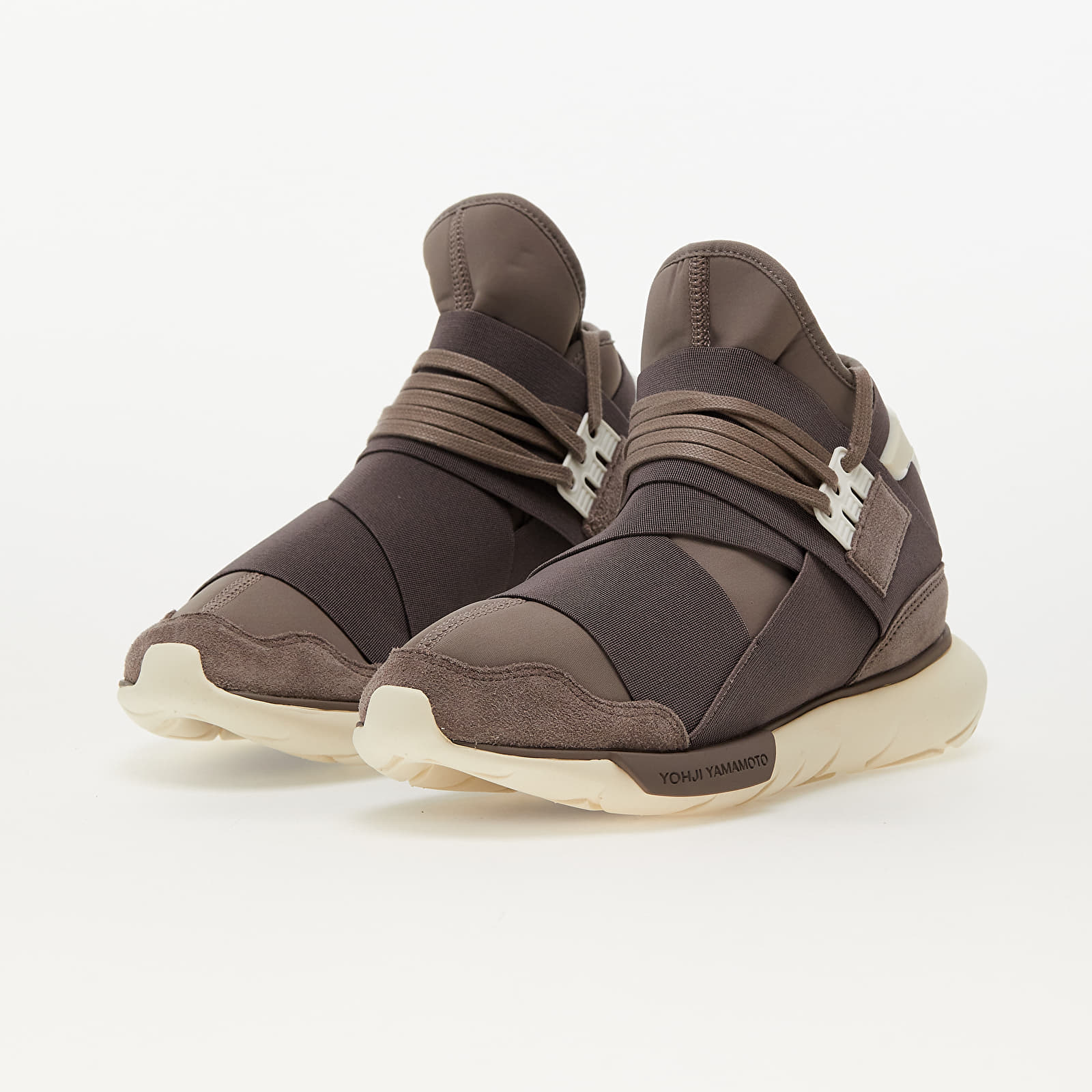 Miesten kengät Y-3 Qasa Tech Earth/ Tech Earth/ Core White