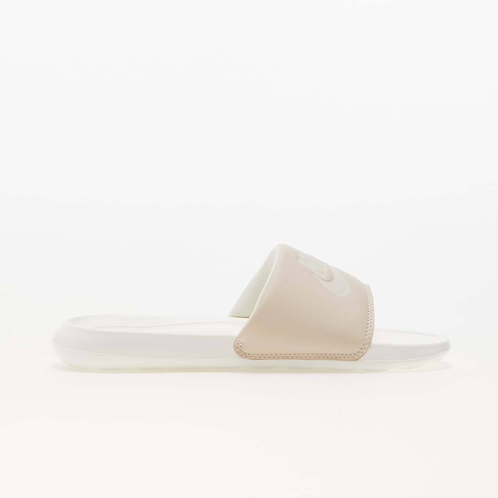 Damesschoenen Nike W Victori One Sanddrift/ Coconut Milk-Sail