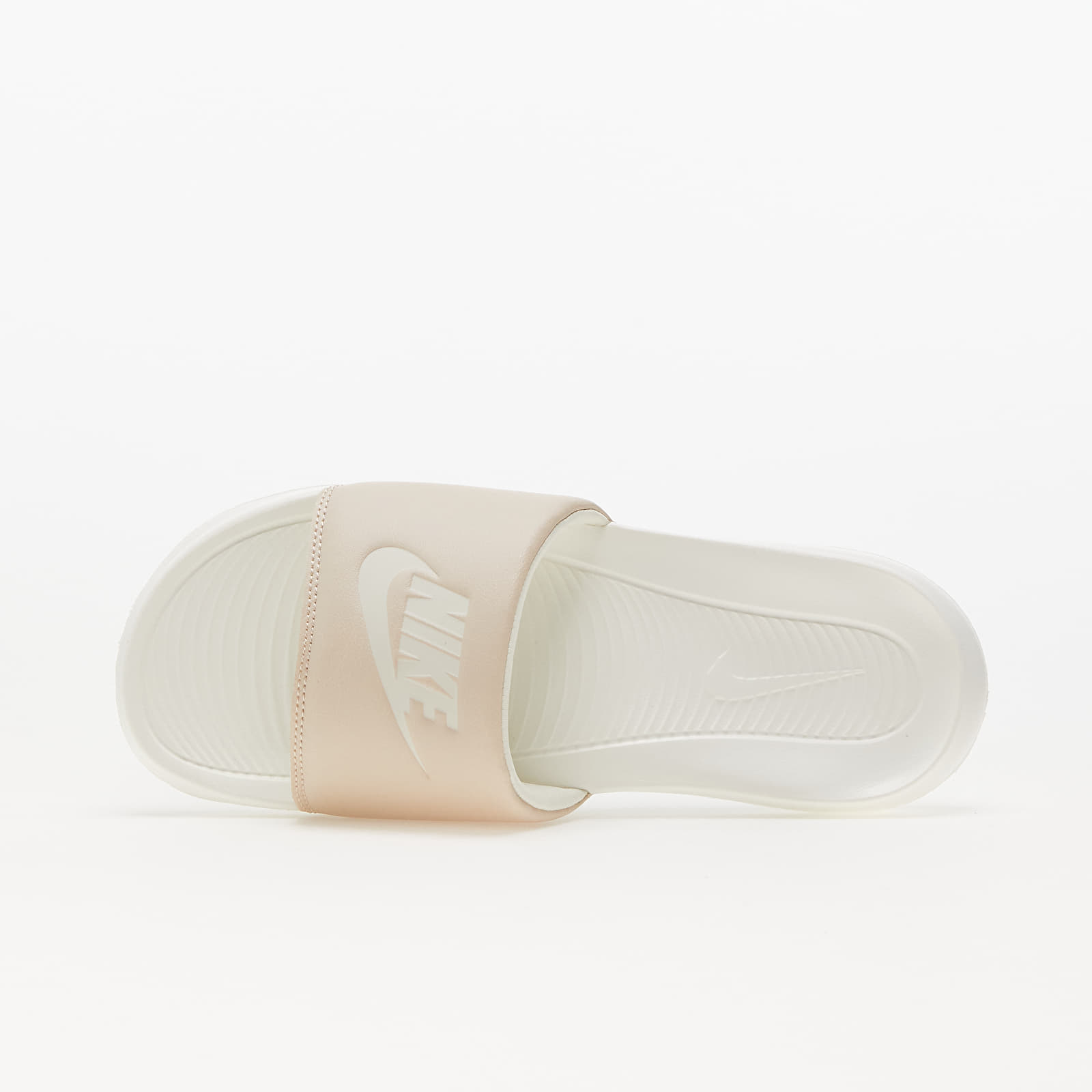 Damesschoenen Nike W Victori One Sanddrift/ Coconut Milk-Sail