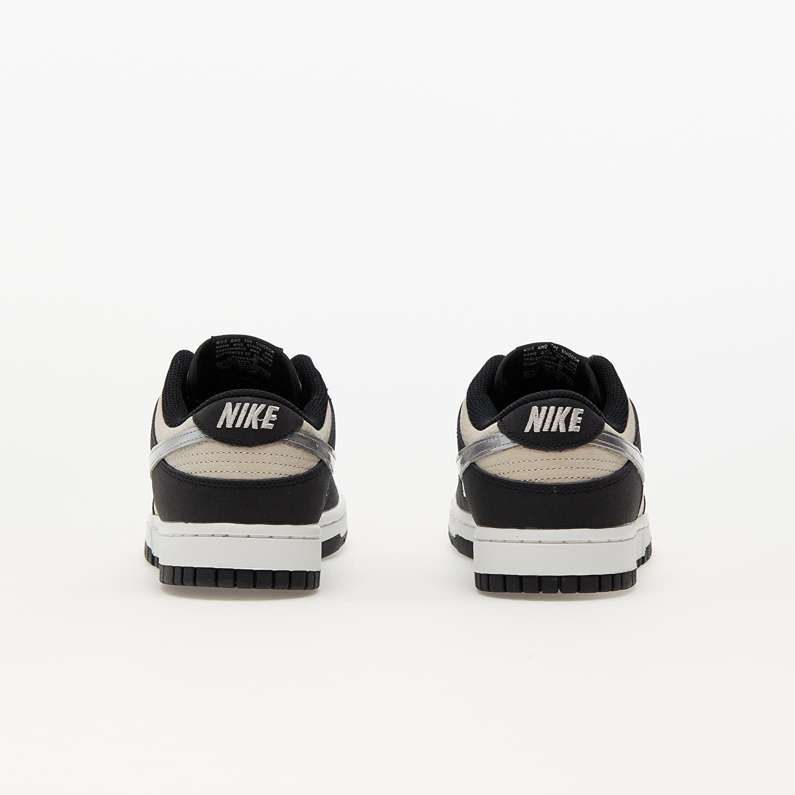 Sieviešu apavi Nike W Dunk Lown Light Bone/ Metallic Silver-Black