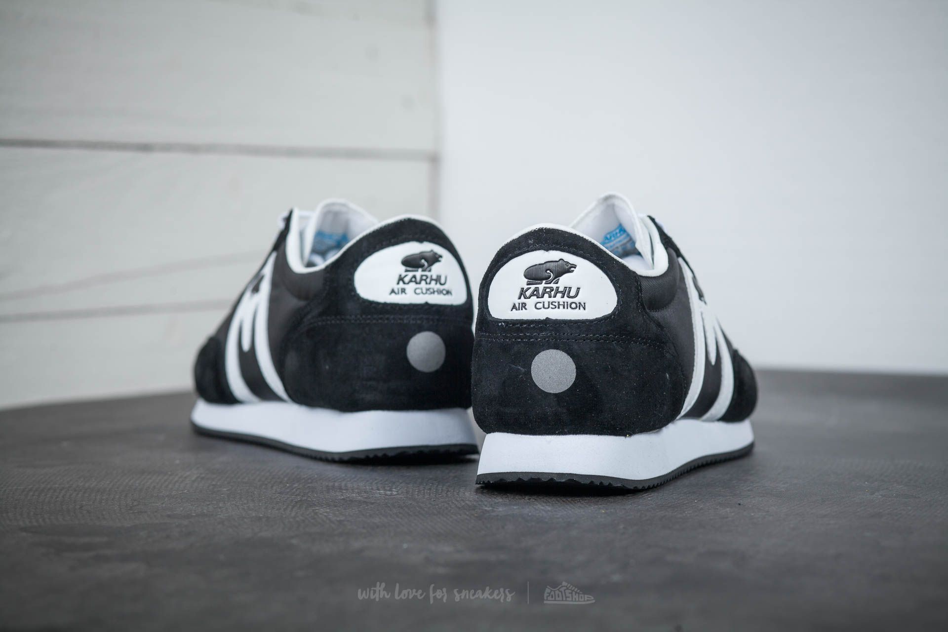 Vyriška avalynė Karhu Albatross 82 Black/ White