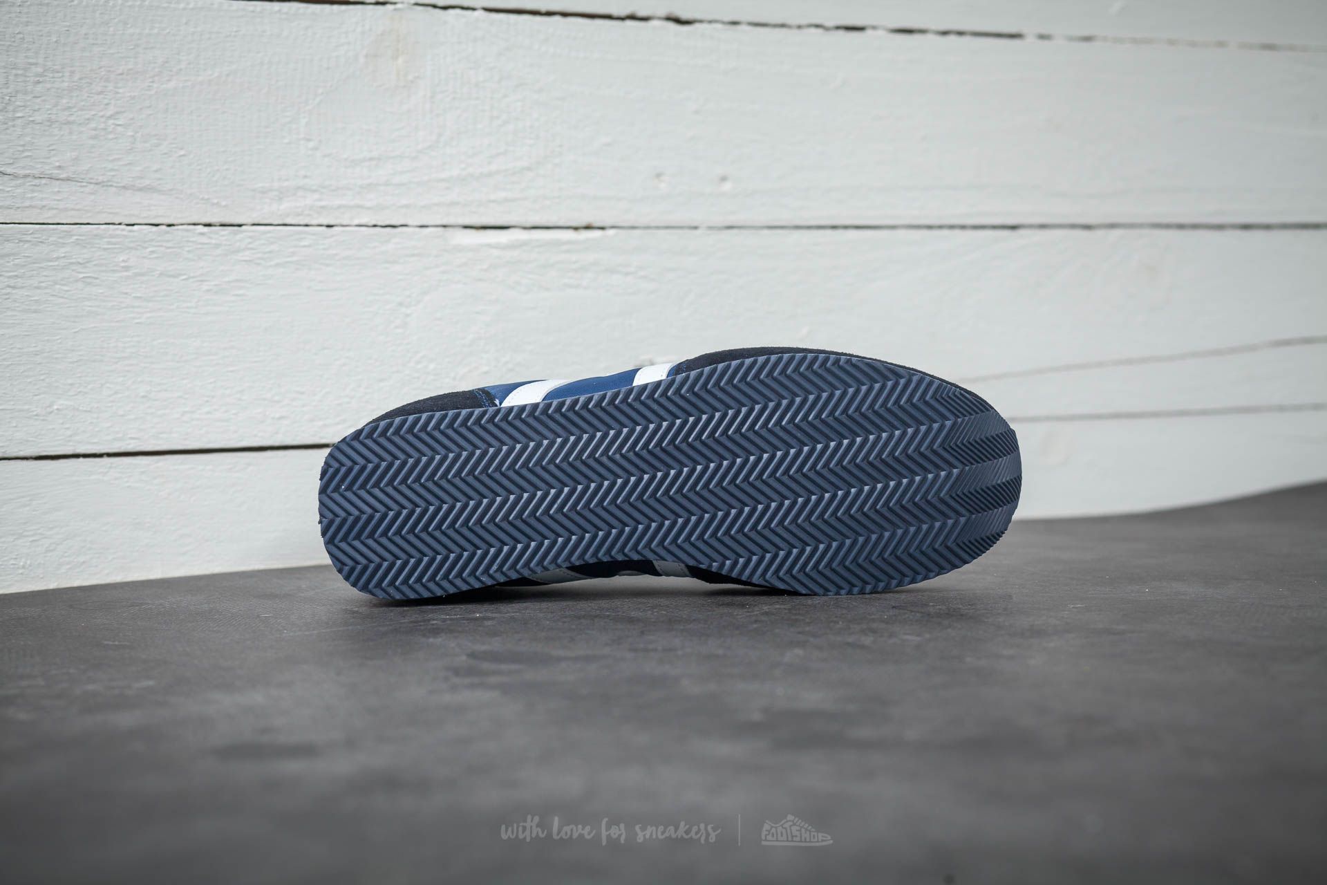 Férfi cipők Karhu Albatross 82 Deep Navy/ White