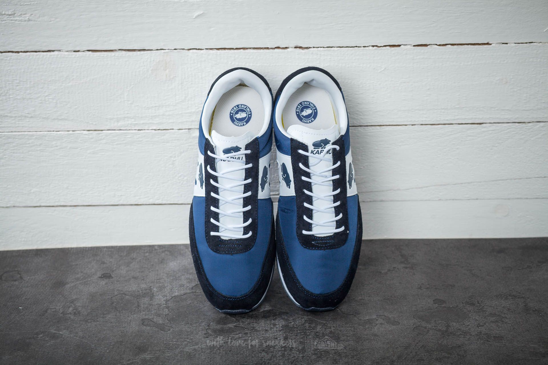 Férfi cipők Karhu Albatross 82 Deep Navy/ White