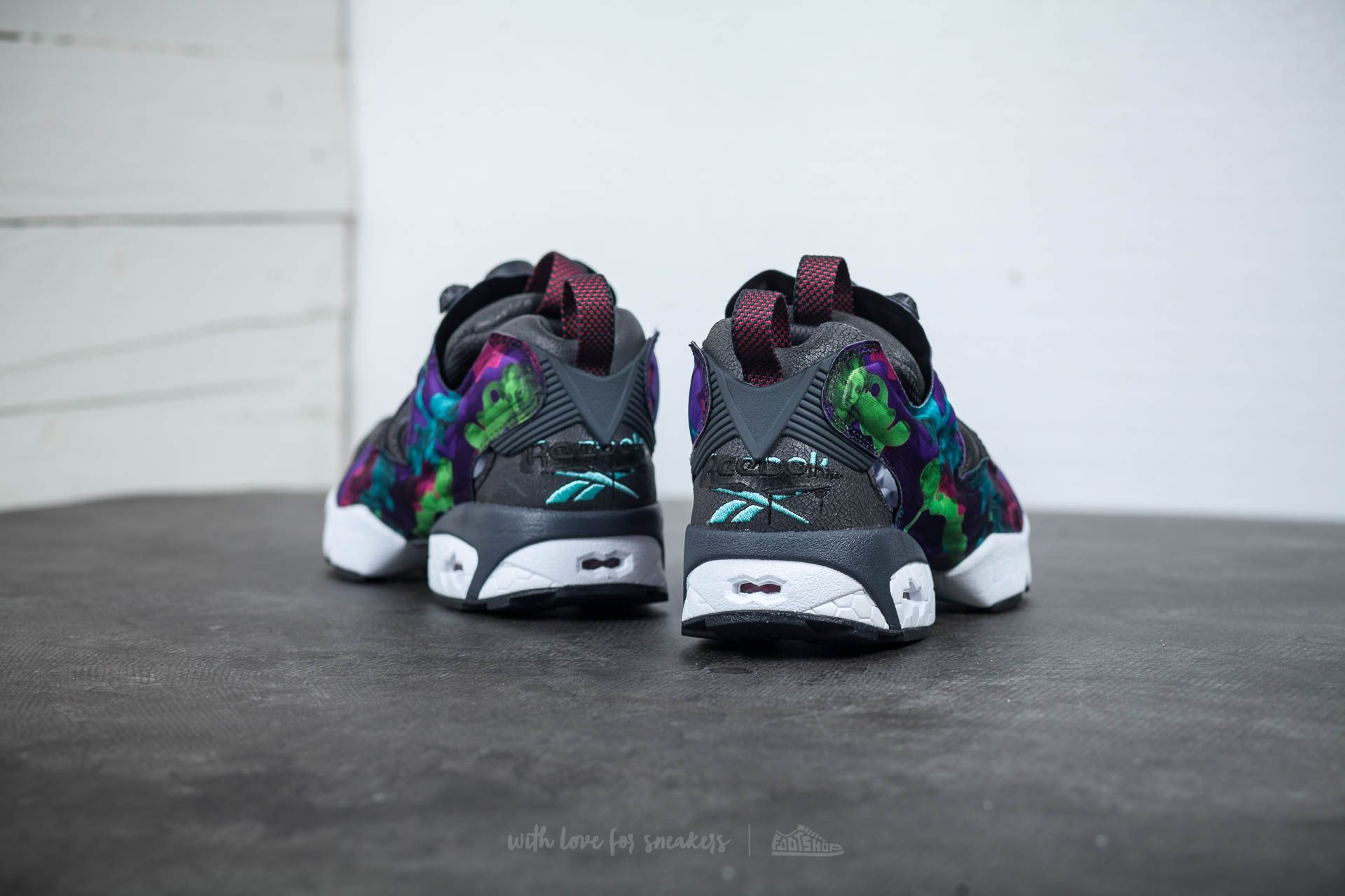 Reebok insta pump fury road splatter best sale