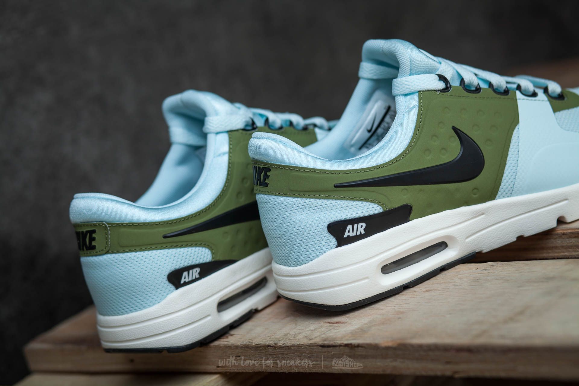 Women's shoes Nike W Air Max Zero Glacier Blue/ Black-Ivory