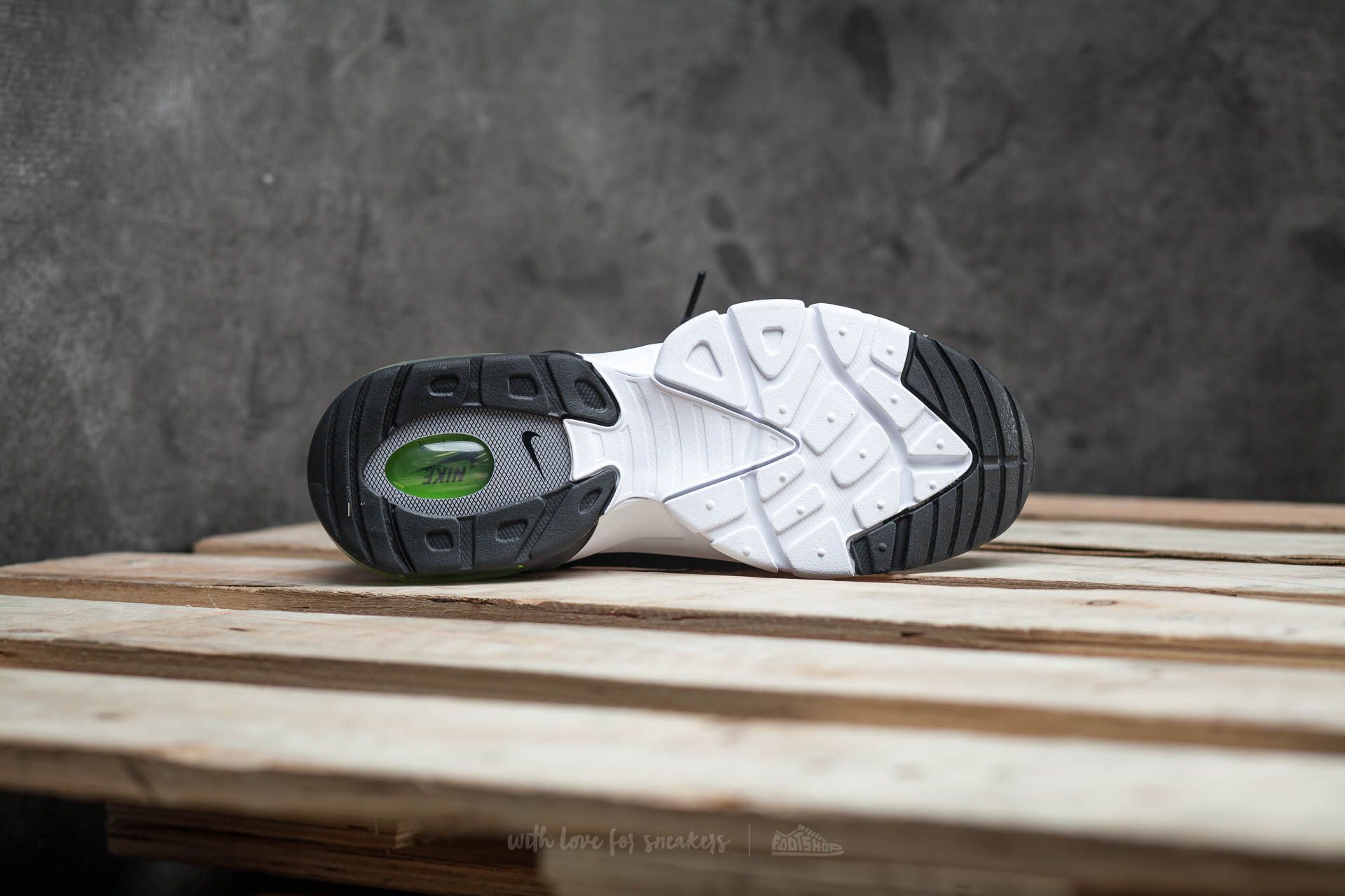 Herren Sneaker und Schuhe Nike Air Trainer Max '94 Low Black/ Black-White-Dark Pine