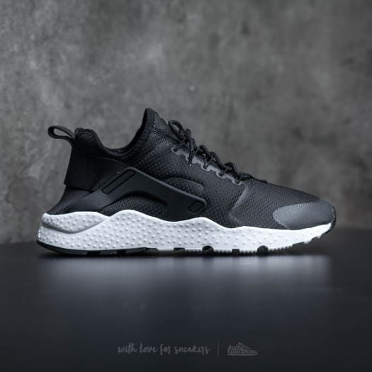 Black 'huarache deals ultra womens