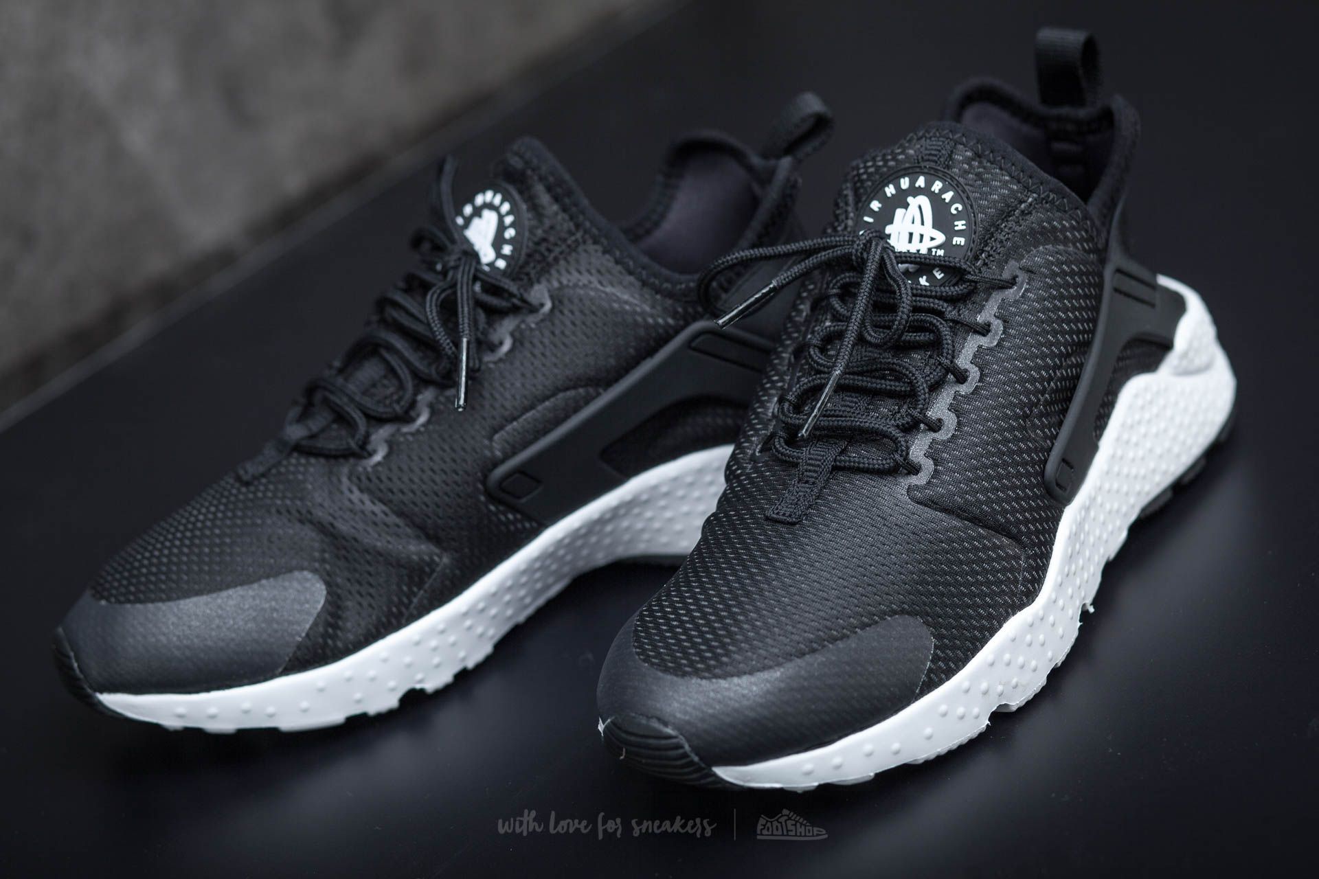 Sieviešu apavi Nike W Air Huarache Run Ultra Black/ Black-Black-White