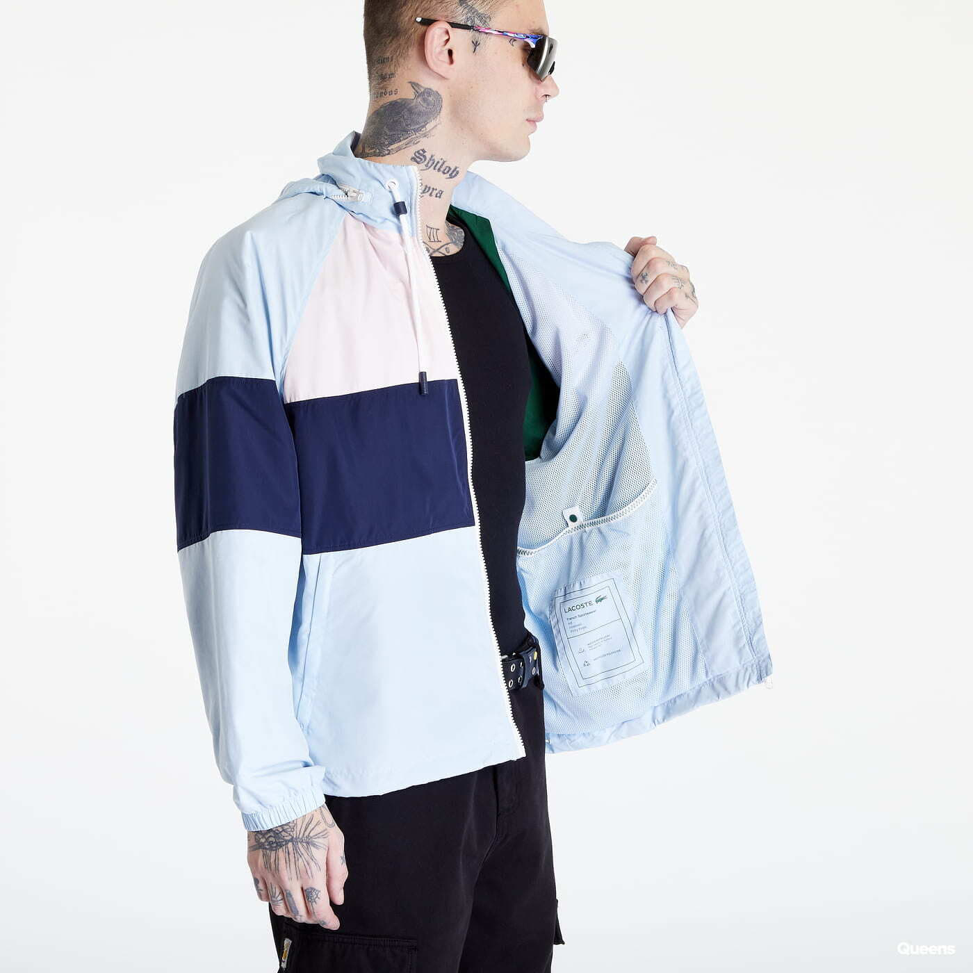 Jassen LACOSTE Parkas & Blousons Blue/ Pink