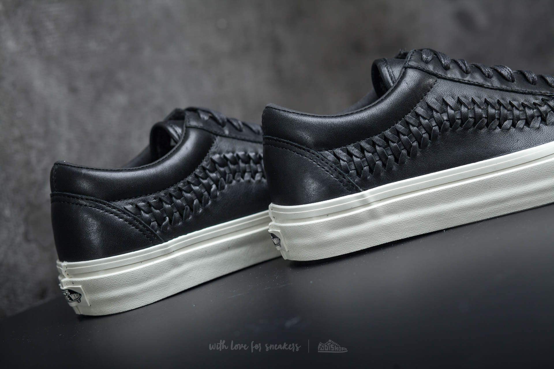Men s shoes Vans Old Skool Weave DX Leather Black Footshop