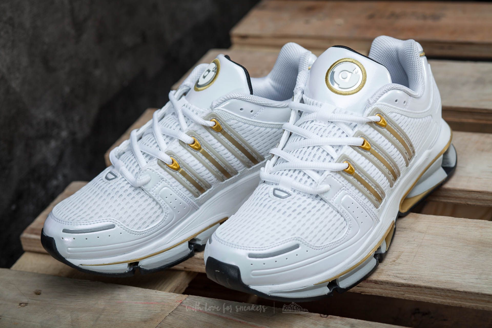 Men s shoes adidas A3 Twinstrike Ftw White Gold Metallic Metallic Silver Footshop
