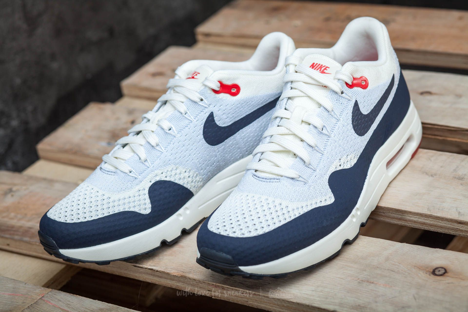Nike air max 1 ultra 2.0 flyknit sail obsidian discount