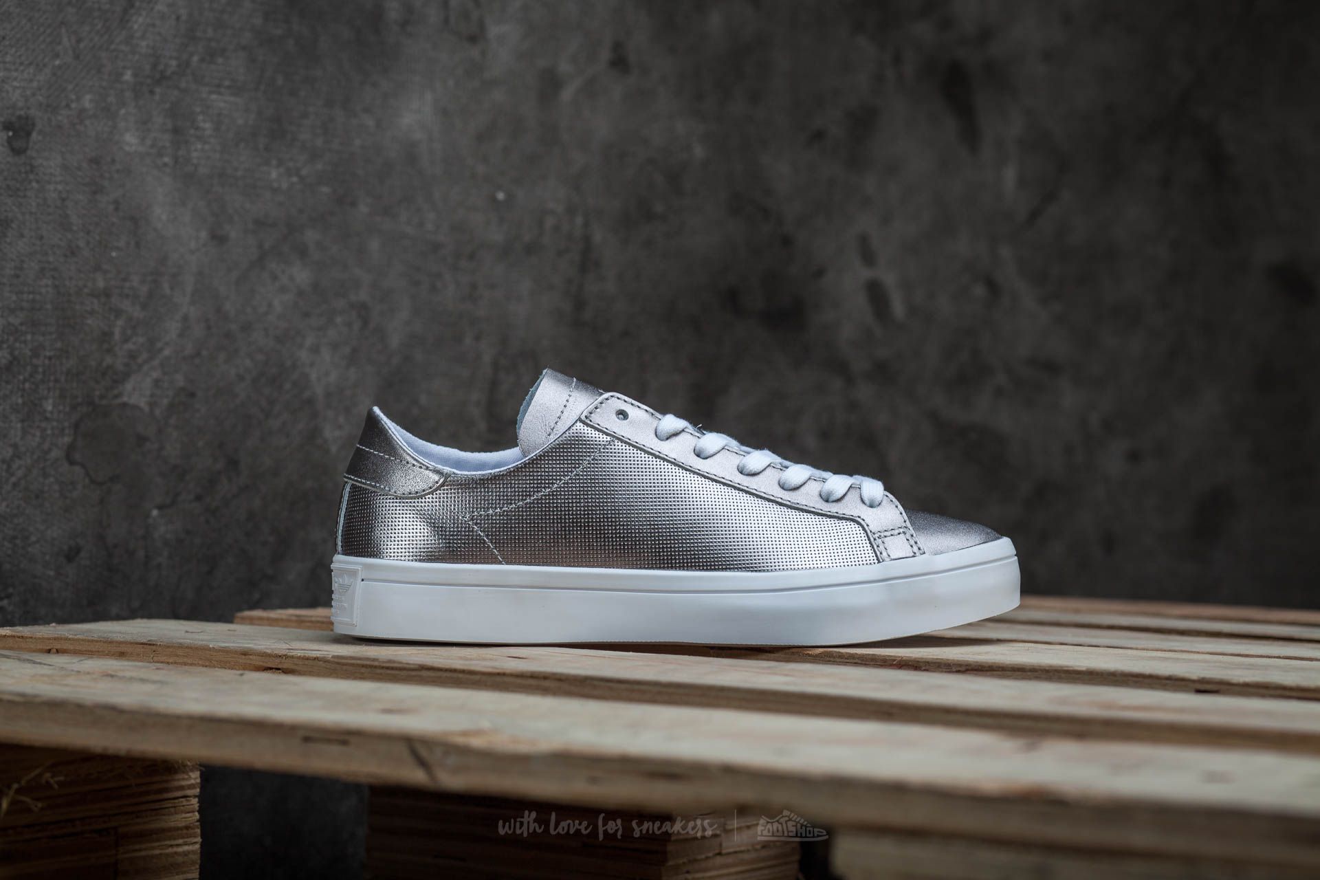 Adidas court vantage silver cheap