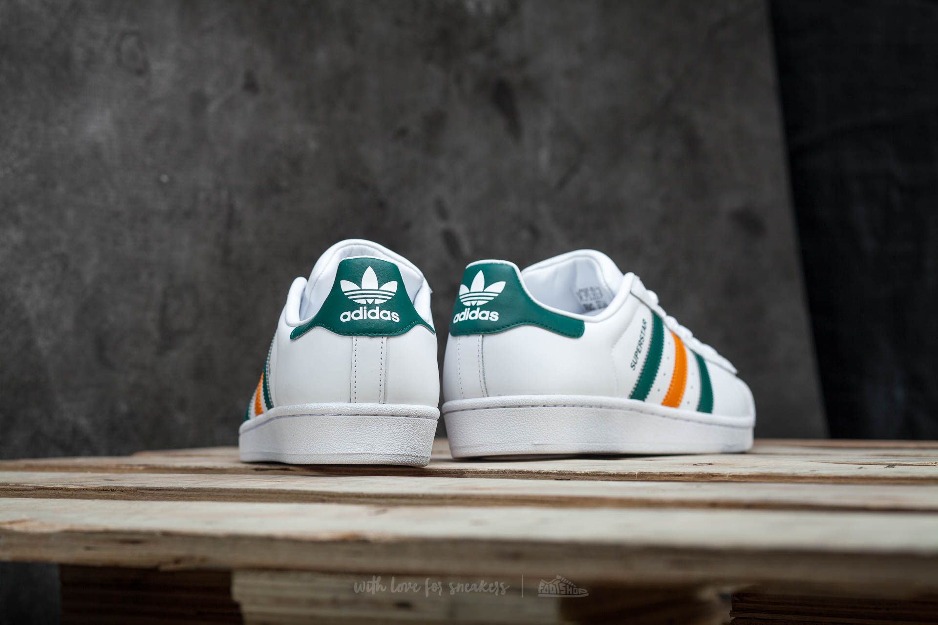 Moški čevlji adidas Superstar Ftw White/ Collegiate Green/ Tactile