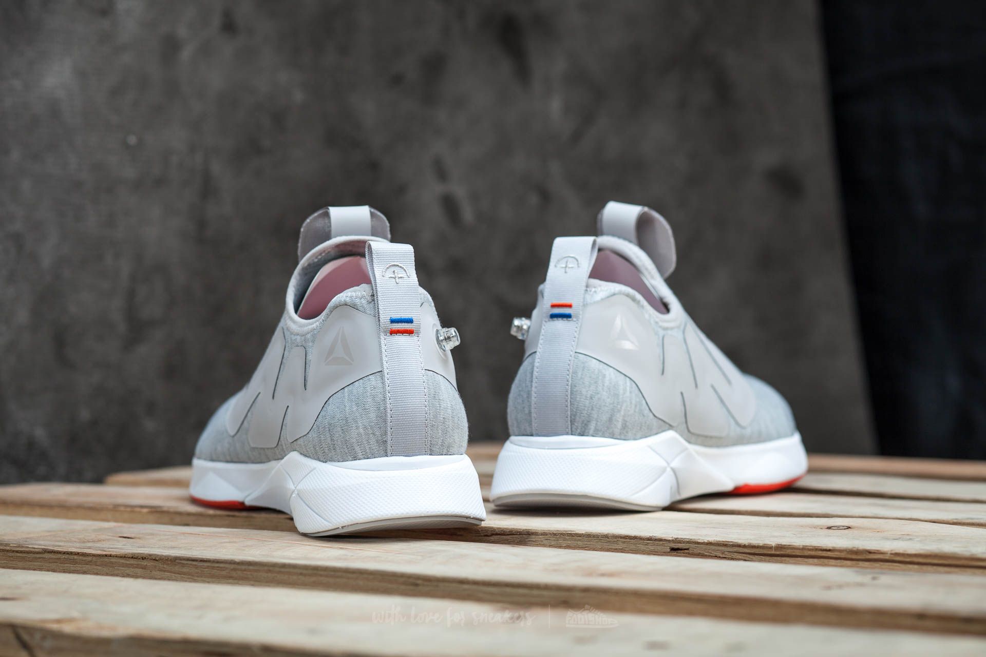 Reebok pump supreme hoodie store