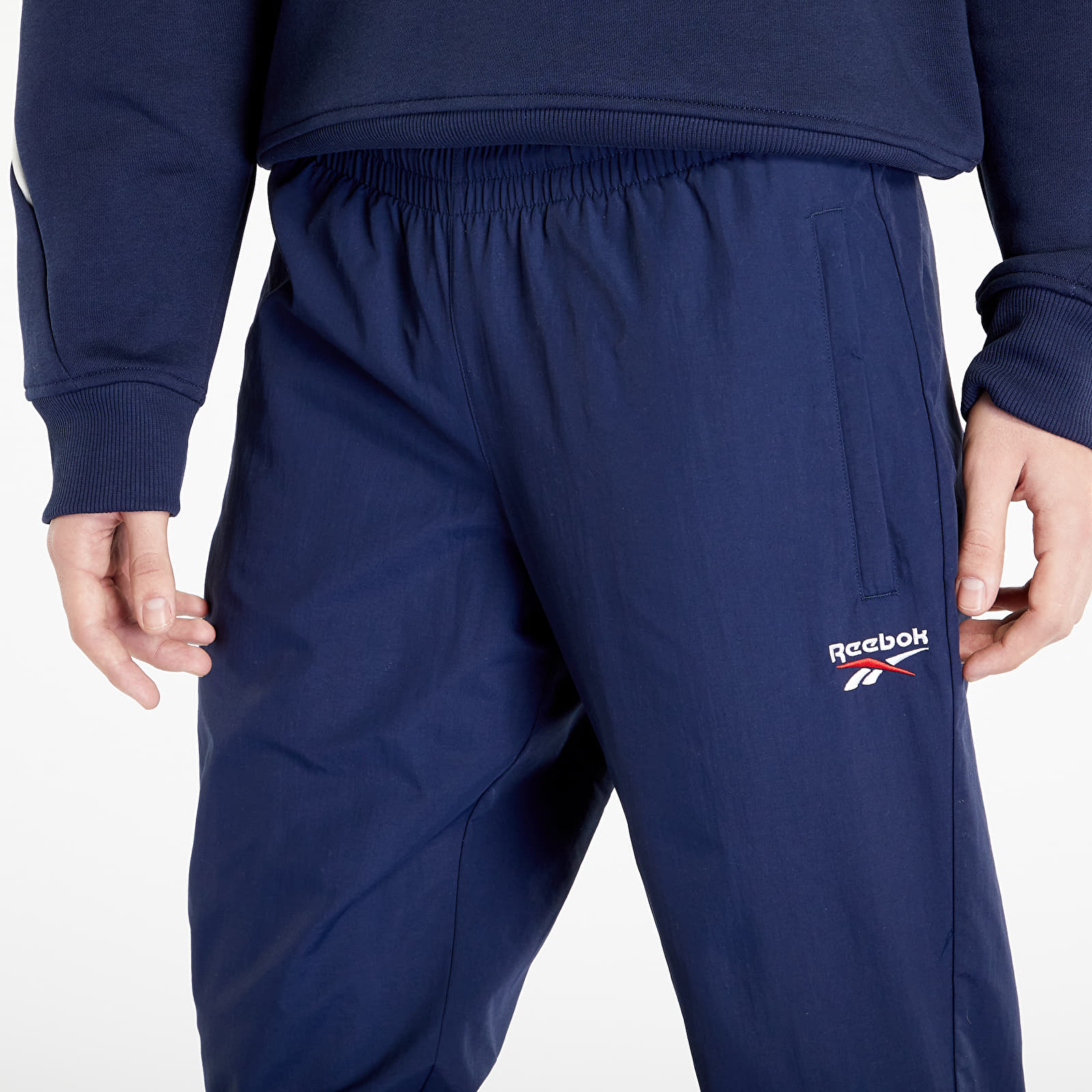 Hlače Reebok Classics Vector Trackpant Vector Navy
