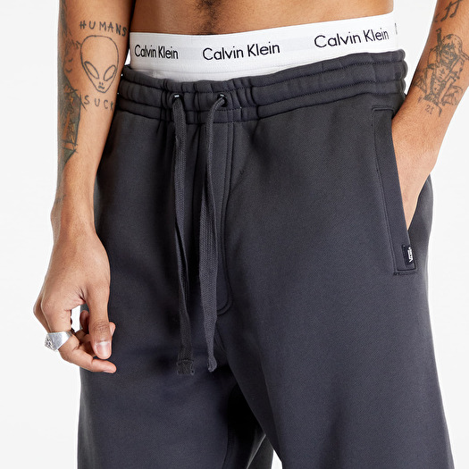 Pants and jeans Vans x Rokit Durham Sweatpant Rokit Black Footshop