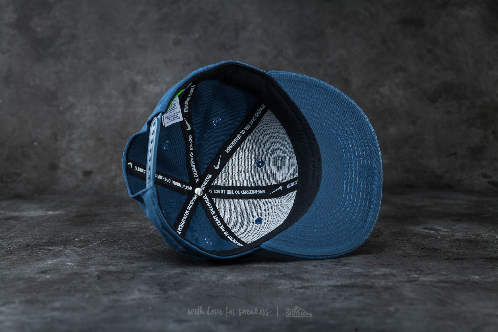 Cappelli Nike Futura True 2 Snapback Squadron Blue/ White