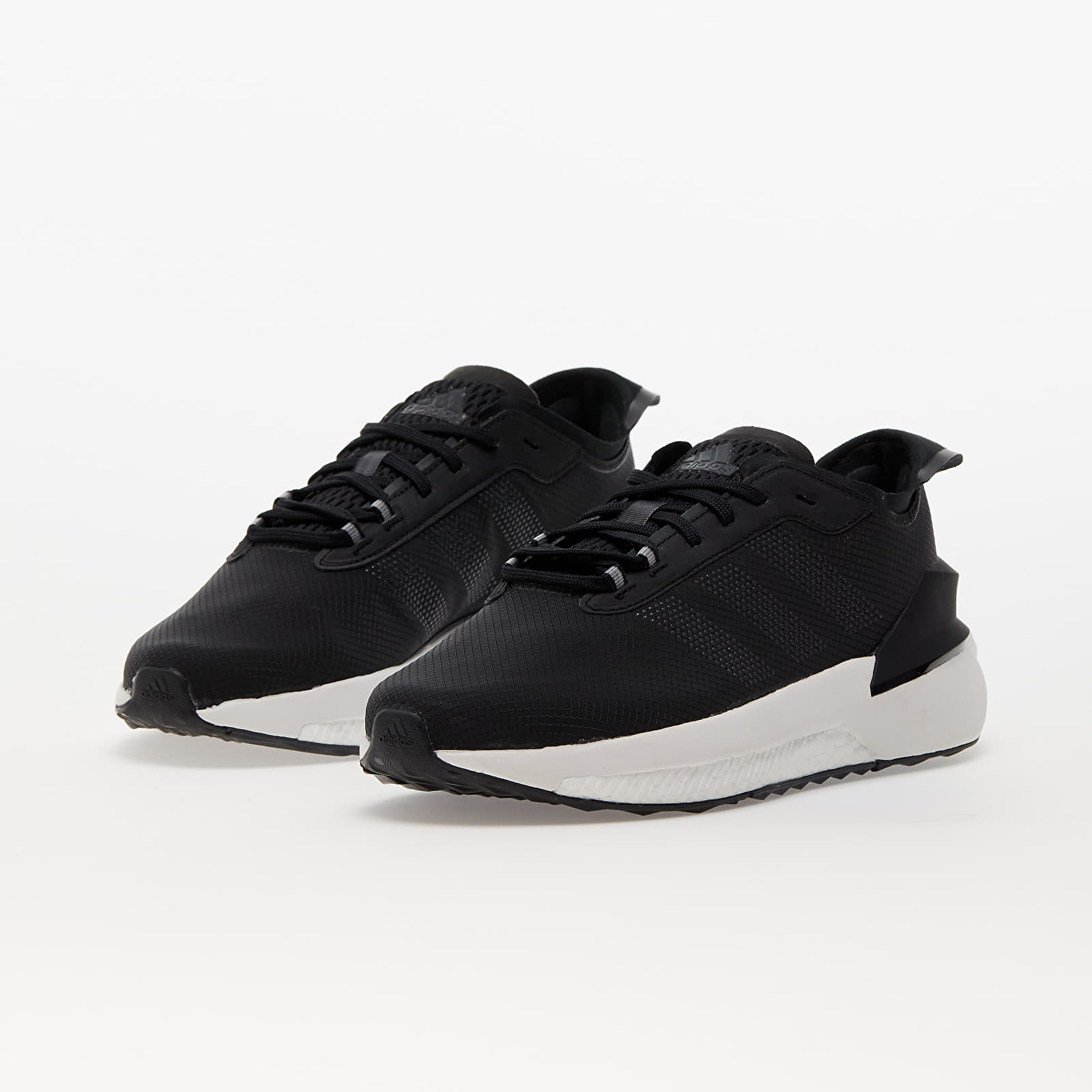 adidas Avryn Core Black/ Grey Three/ Carbon | Footshop