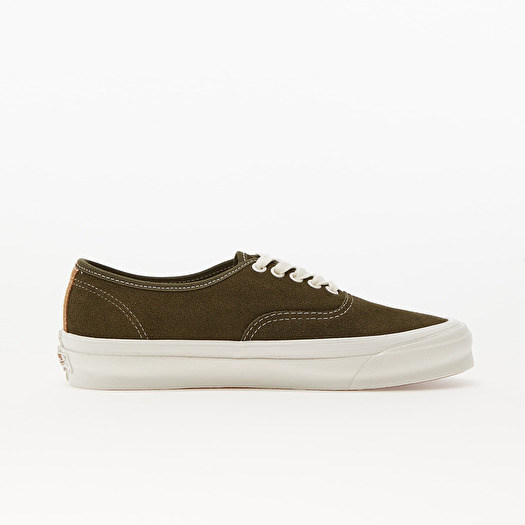 Vans vault authentic black suede top