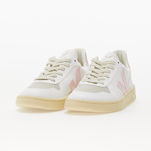 Veja v10 sale white petale black
