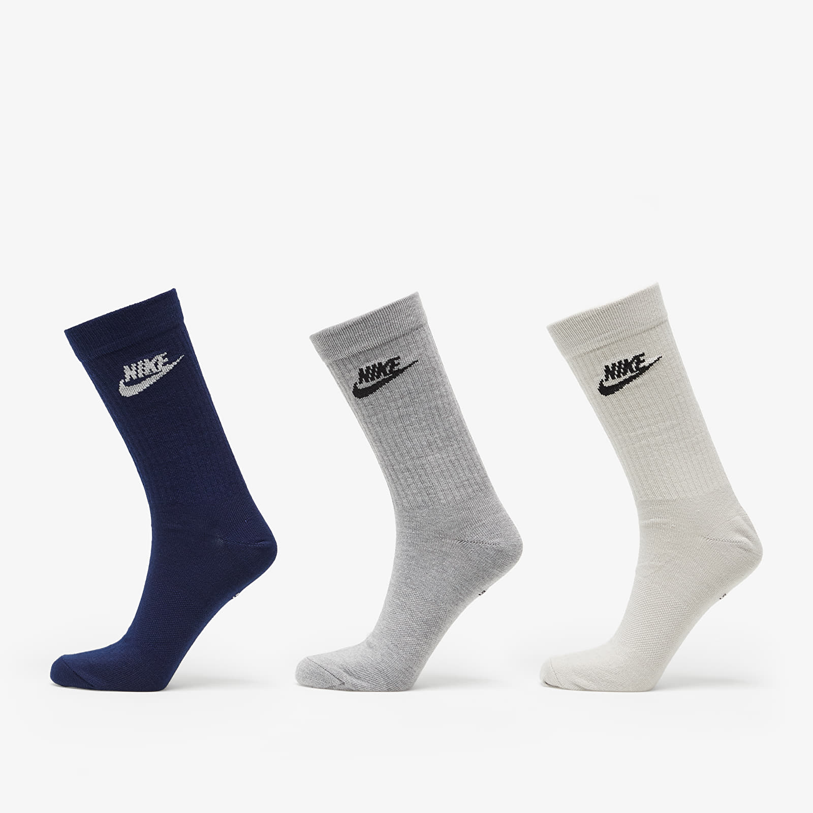 Skarpetki Nike Sportswear Everyday Essential Crew Socks 3-Pack Multicolor