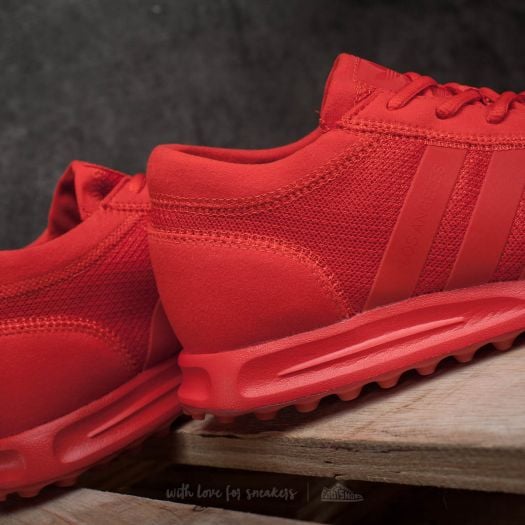 Full red trainers store