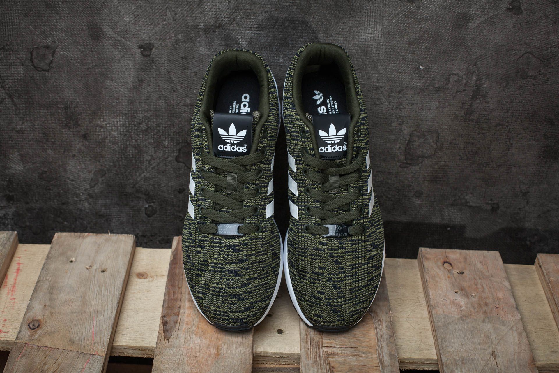 Herren Sneaker und Schuhe adidas ZX Flux Night Cargo Ftw White Footshop