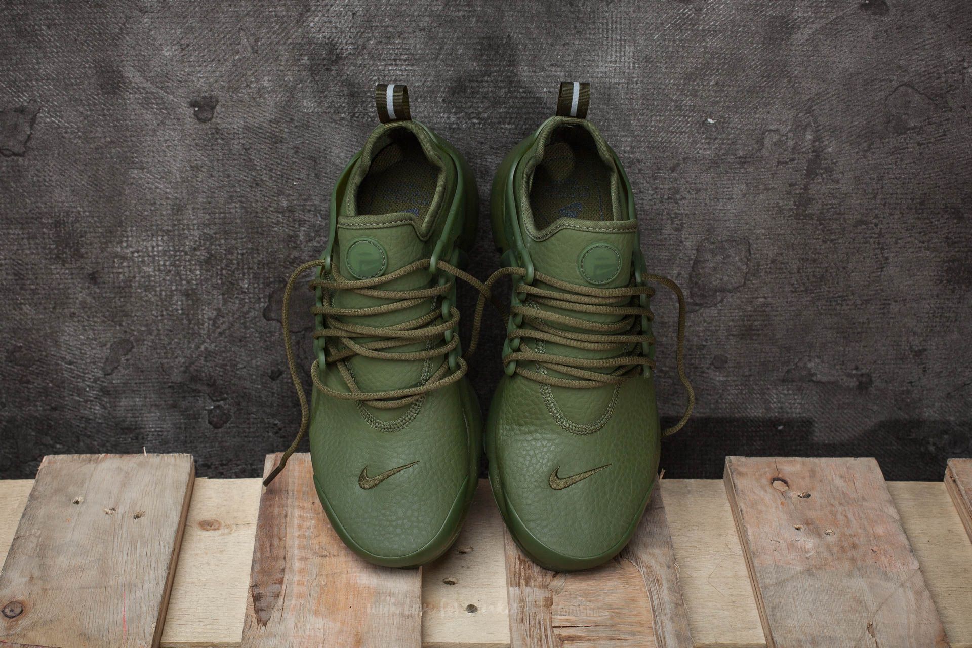 Women s shoes Nike W Air Presto Premium Legion Green Legion Green