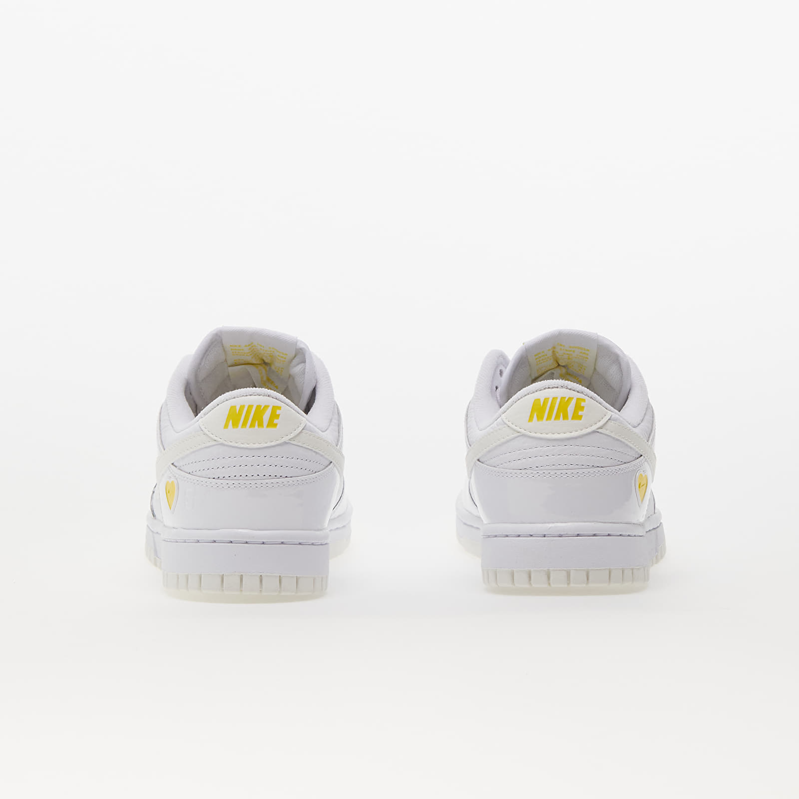 Încălțăminte și sneakerși pentru femei Nike Wmns Dunk Low White/ Sail-Opti Yellow