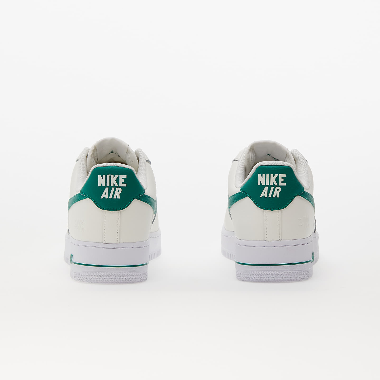 Vīriešu apavi Nike Air Force 1 '07 LV8 Sail/ Malachite-White