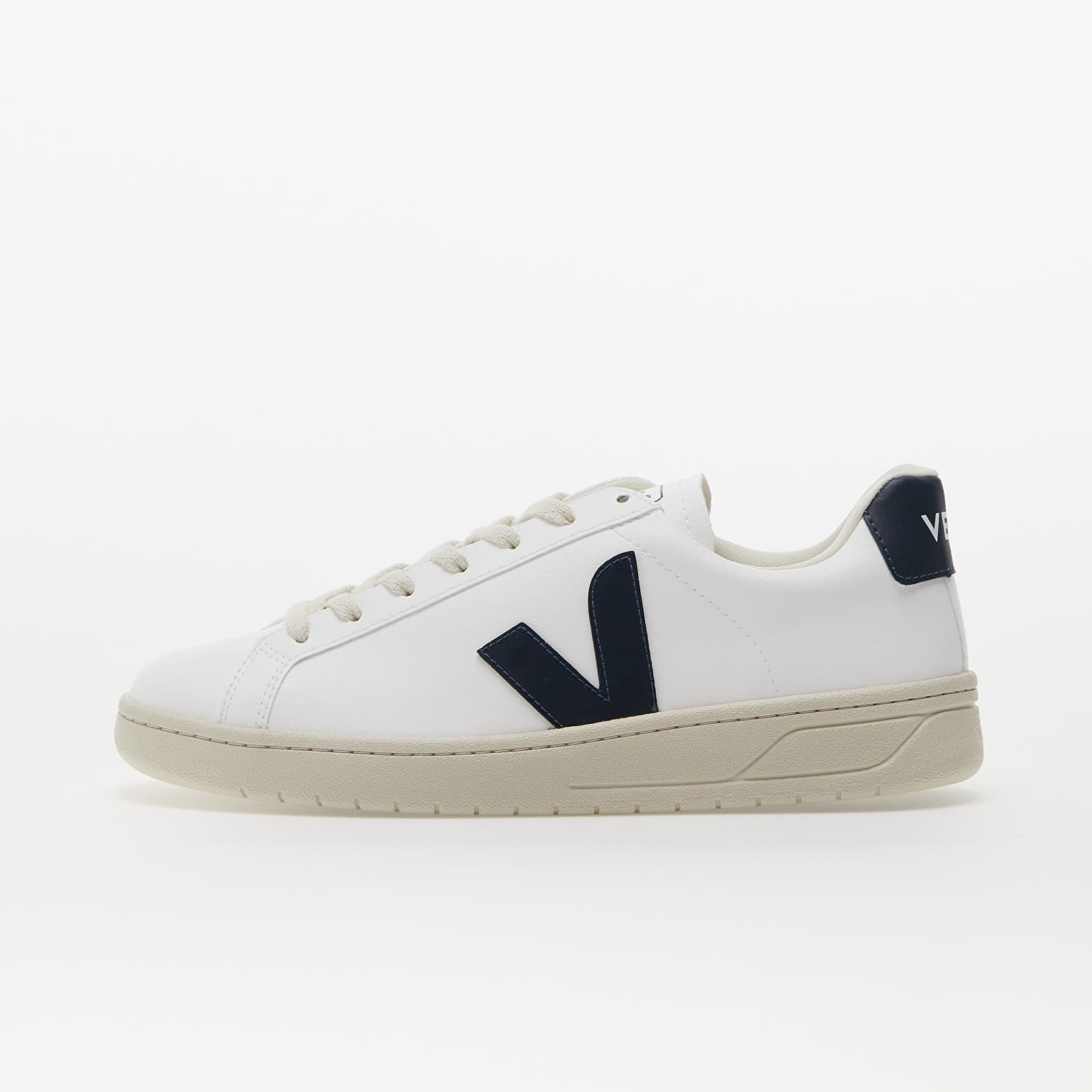 Levně Tenisky Veja Urca CWL White/ Nautico EUR 41