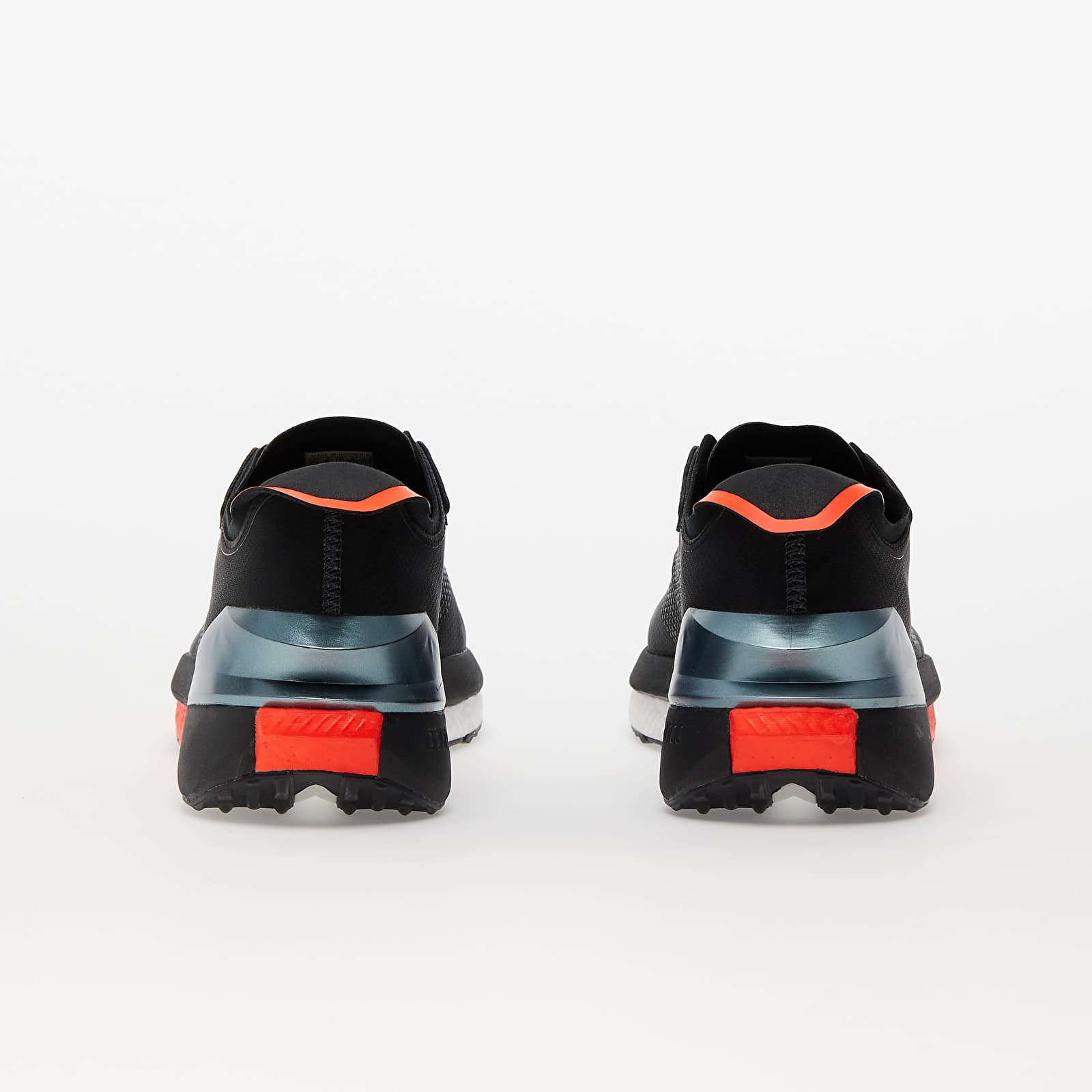 Scarpe uomo adidas Avryn Core Black/ Core Black/ Solid Red