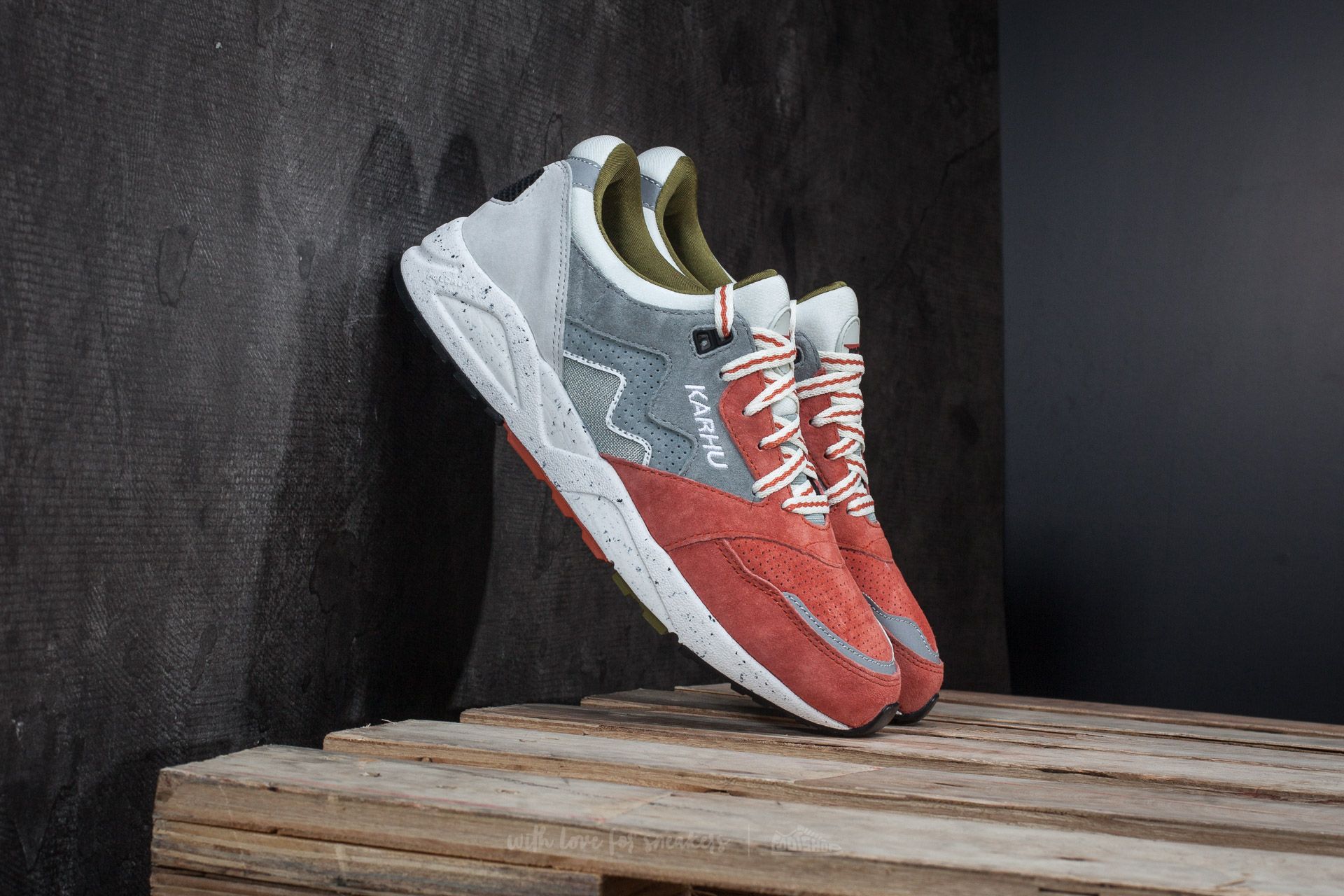 Karhu aria silver birch june bug store
