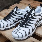 Air max plus ultra white hot sale