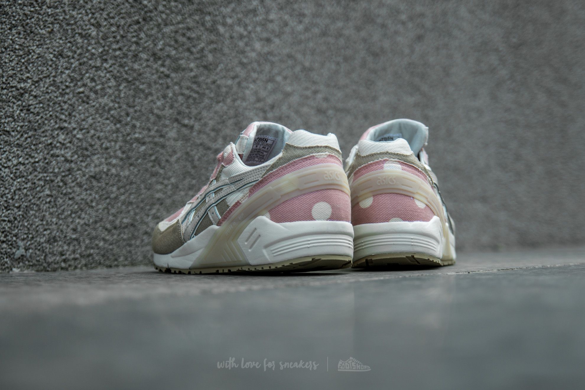 Asics b5n on sale