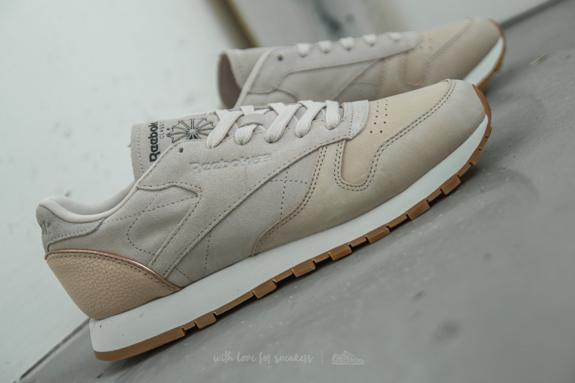 Reebok classic leather golden neutrals sale