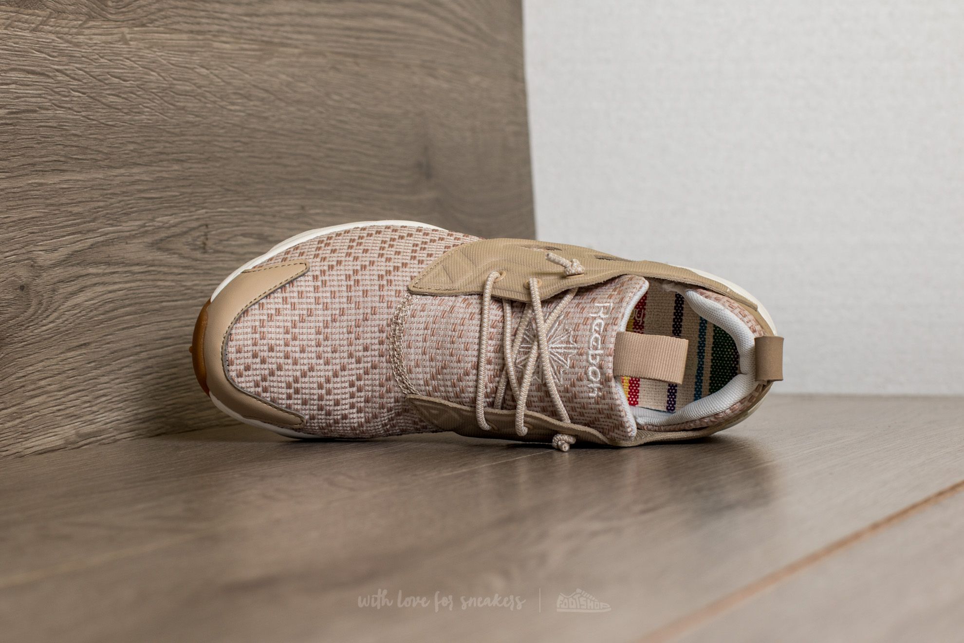 Reebok furylite off the grid top