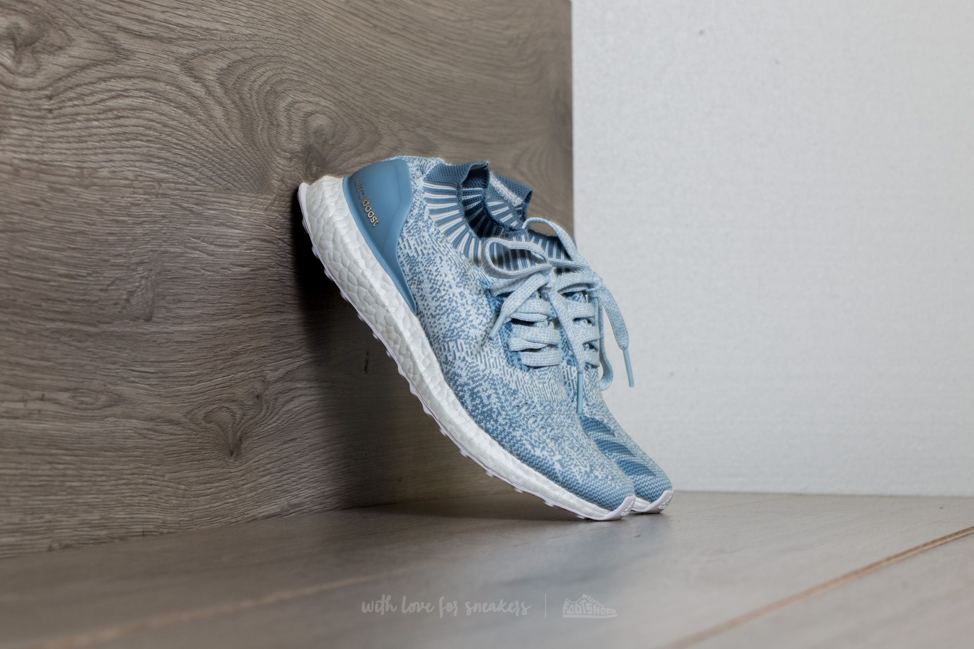 Women s shoes adidas UltraBoost Uncaged W Crystal White Tactile Blue Easy Blue Footshop