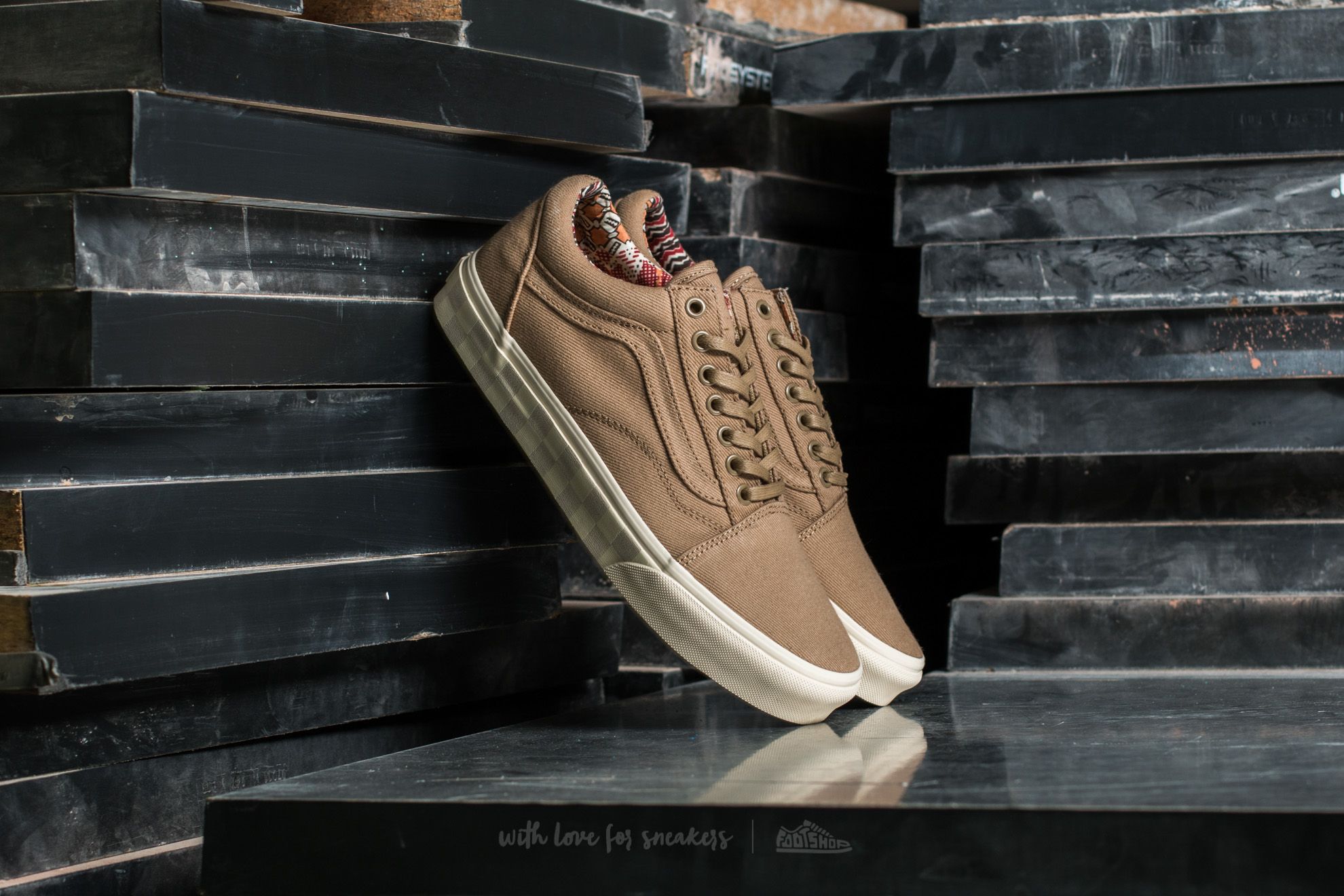 Men s shoes Vans Old Skool DX Twill Cornstalk Footshop