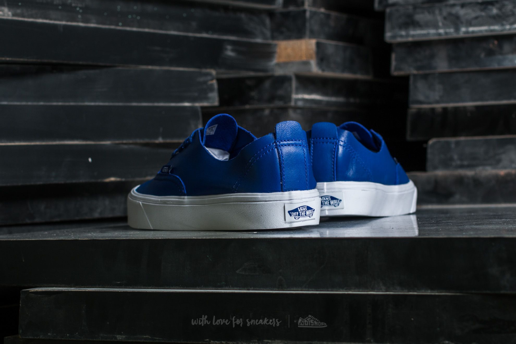 Men's shoes Vans Authentic Decon Leather Surf The Web