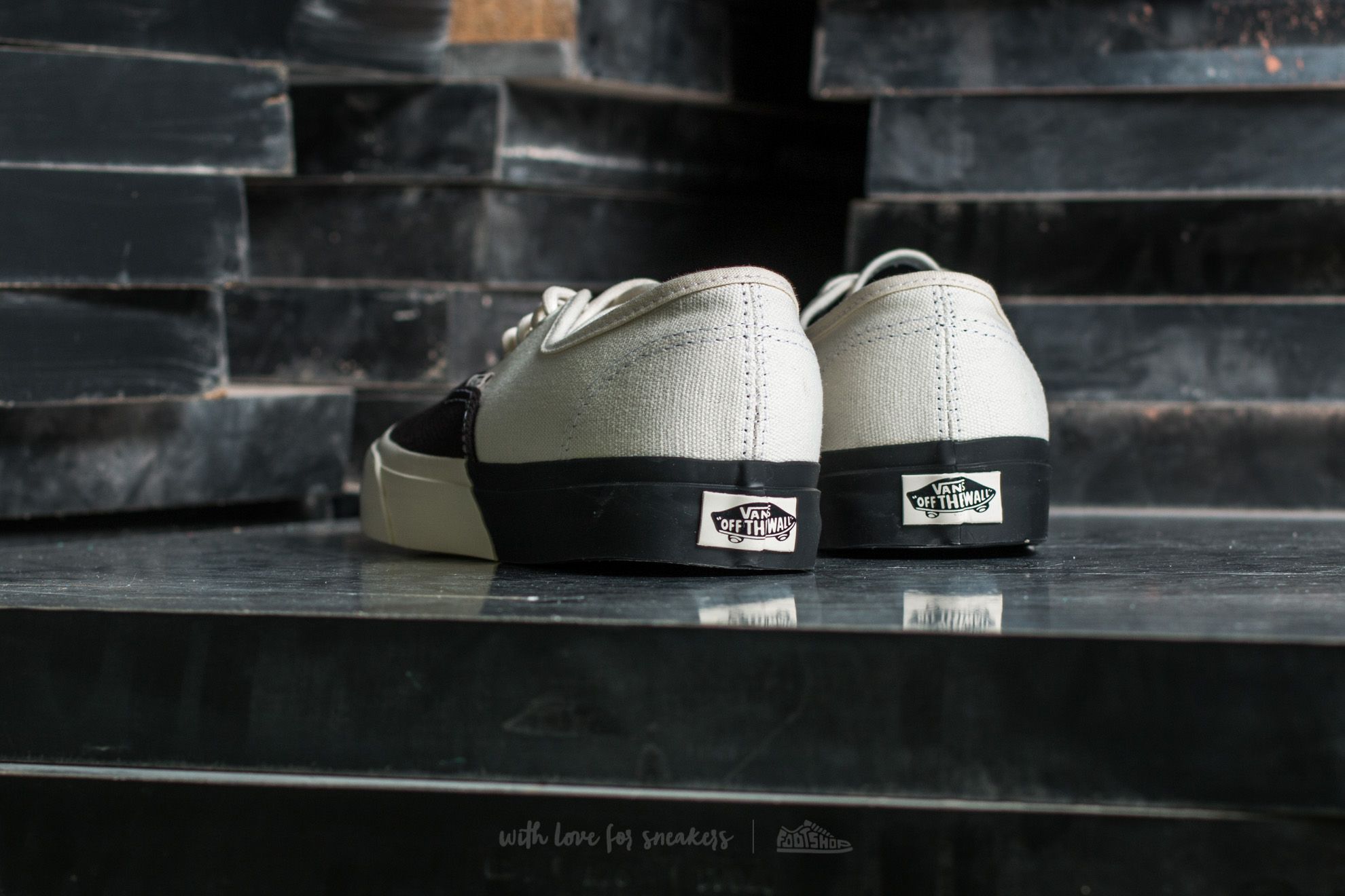 Vans authentic dx store blocked