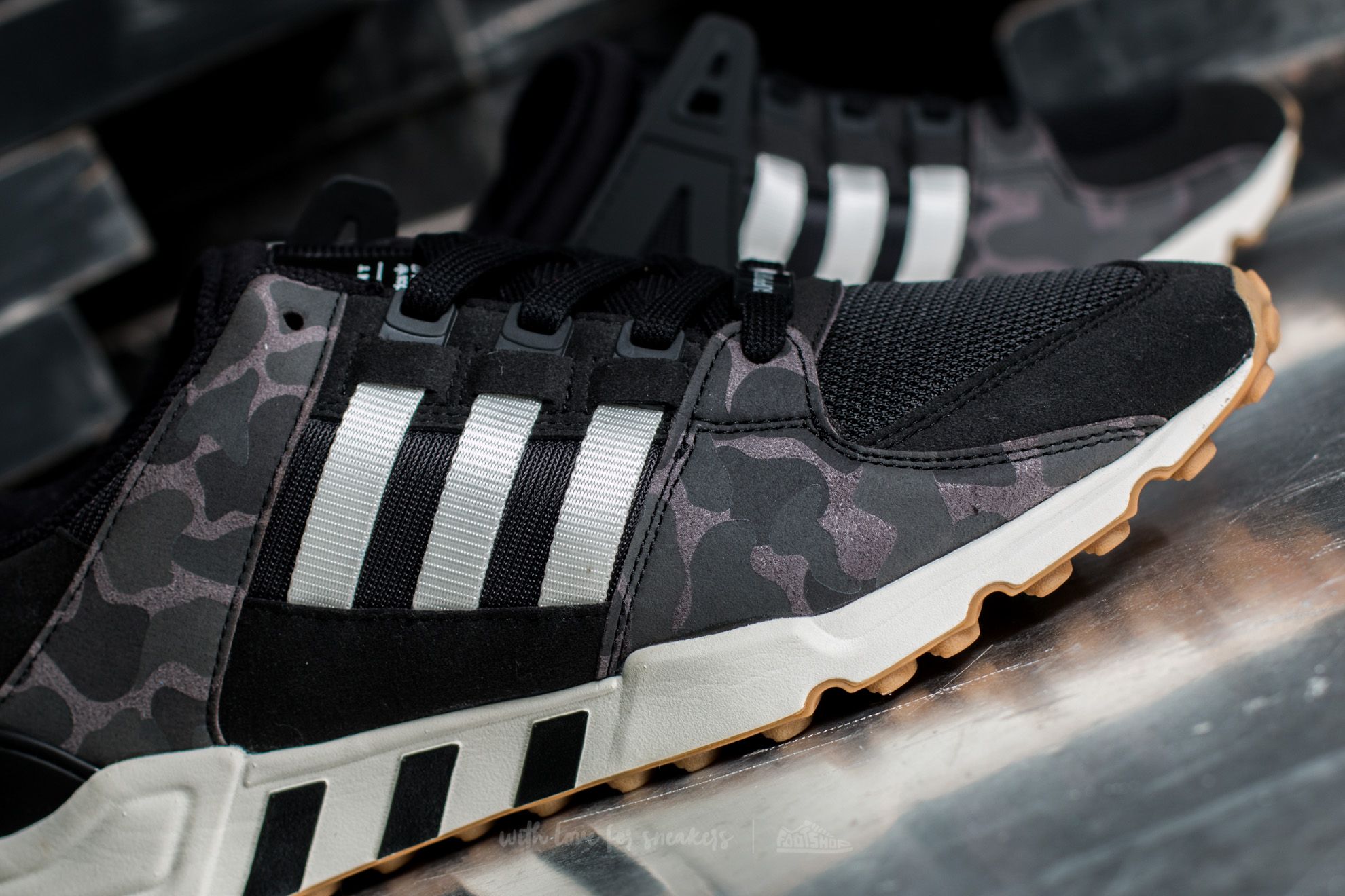 Scarpe uomo adidas EQT Support RF Core Black/ Off White/ Core Black