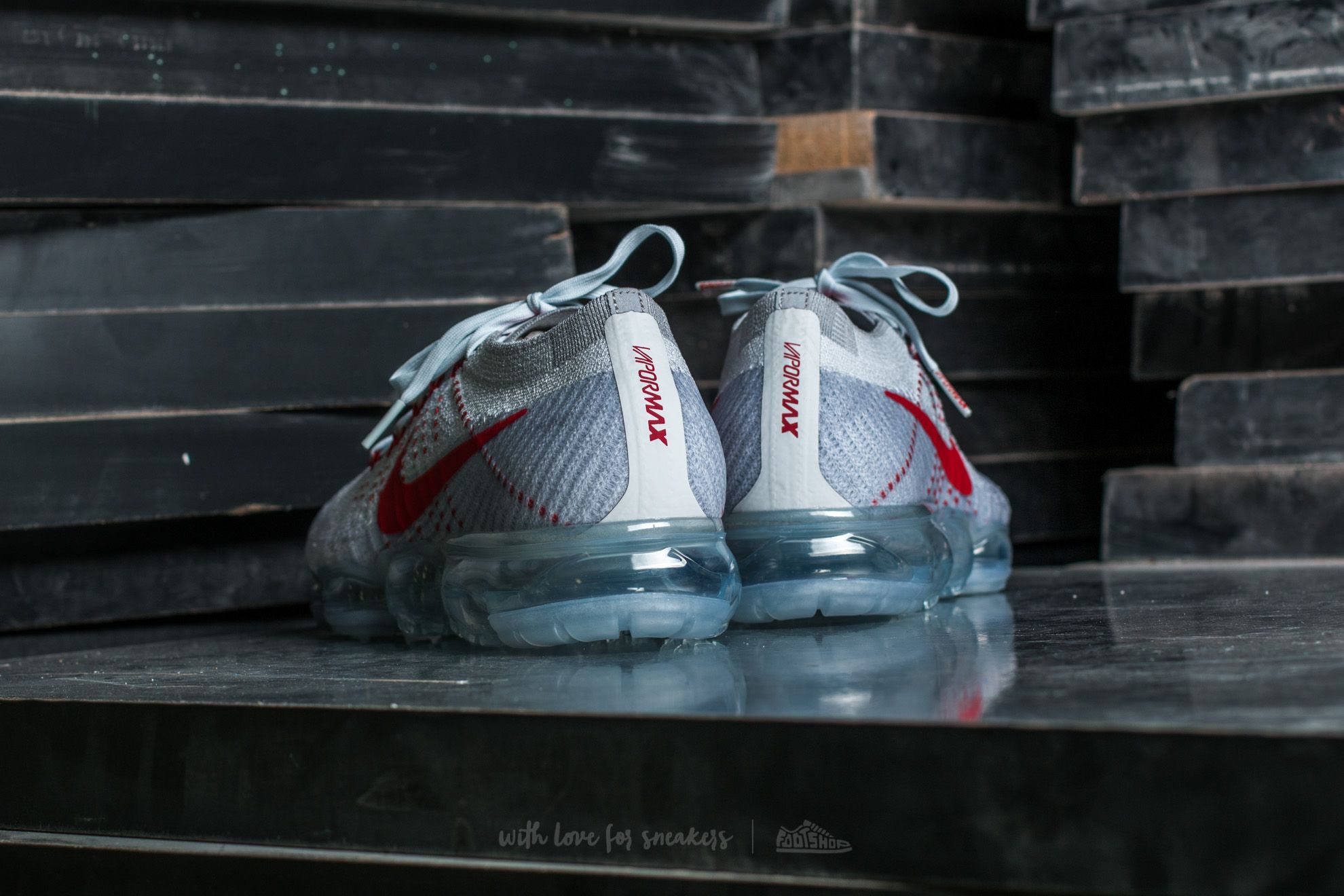 Air vapormax pure platinum university red clearance