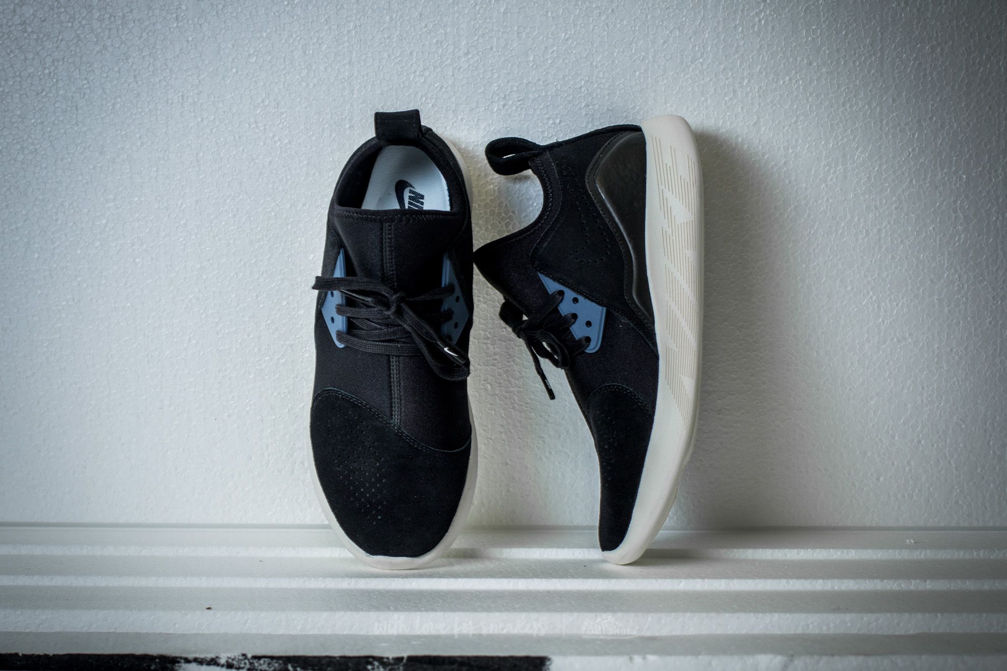 Scarpe uomo Nike Lunarcharge Premium Black/ Sail-Thunder Blue