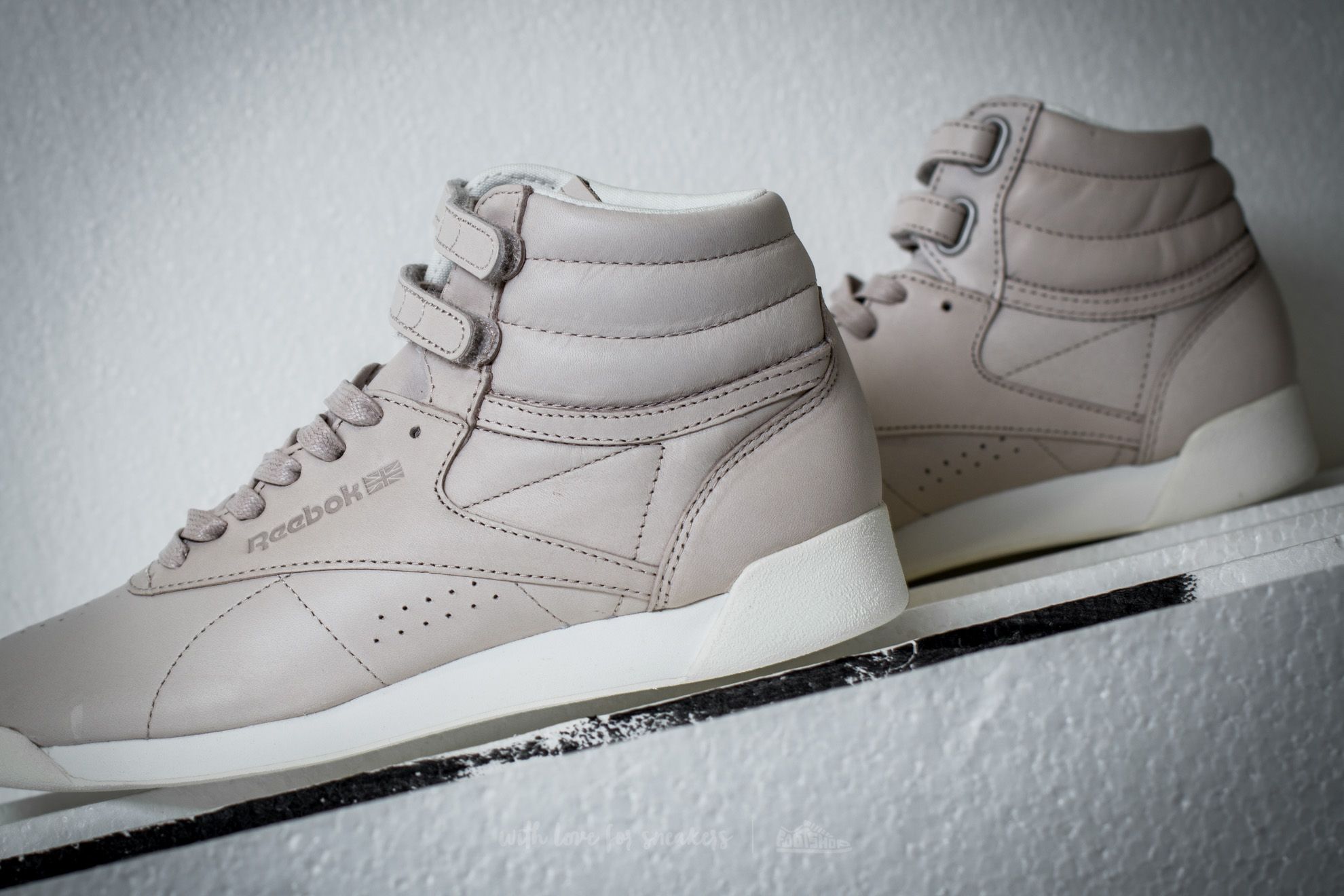 Reebok freestyle hot sale hi muted