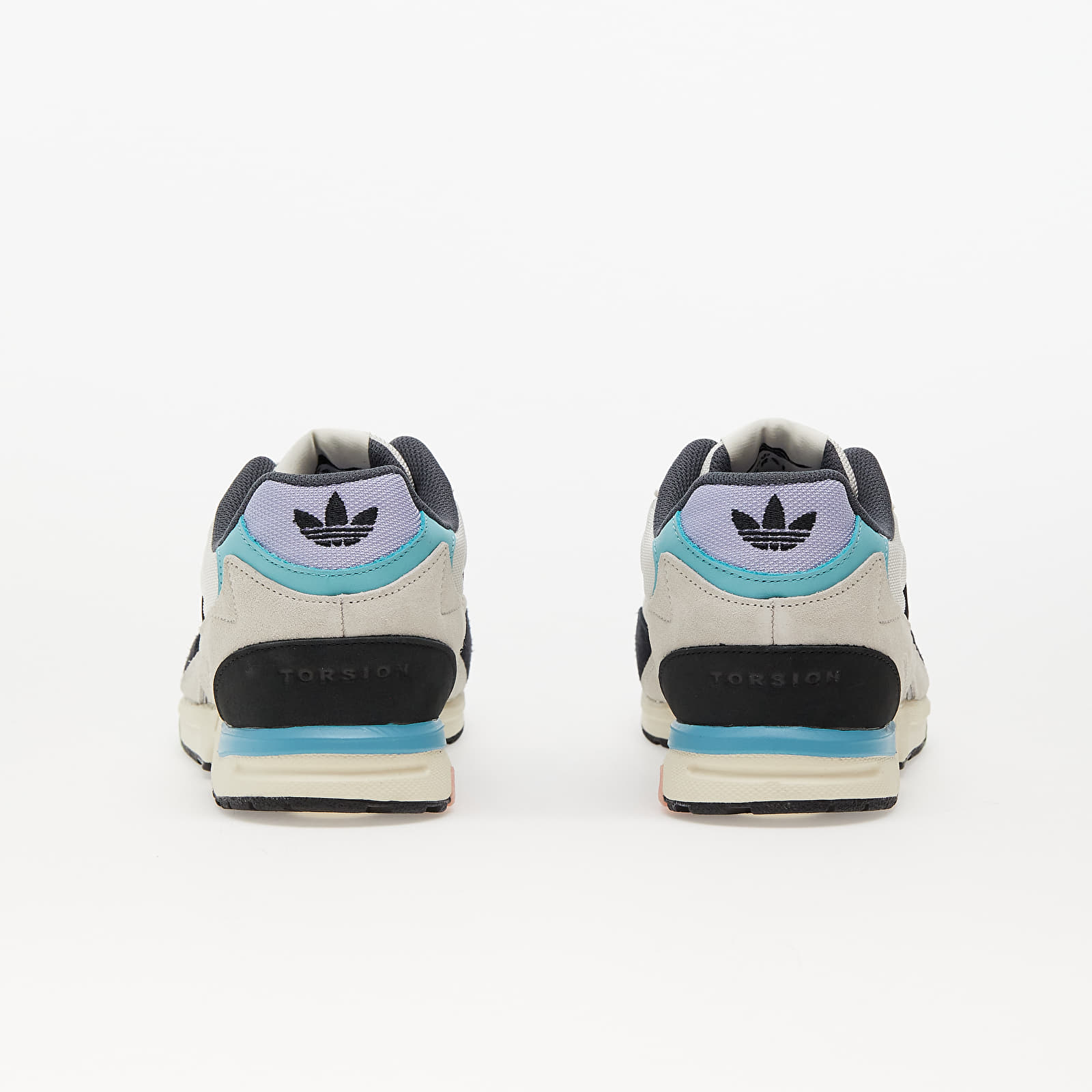 Încălțăminte și sneakerși pentru bărbați adidas Torsion Super Core White/ Core Black/ Core White