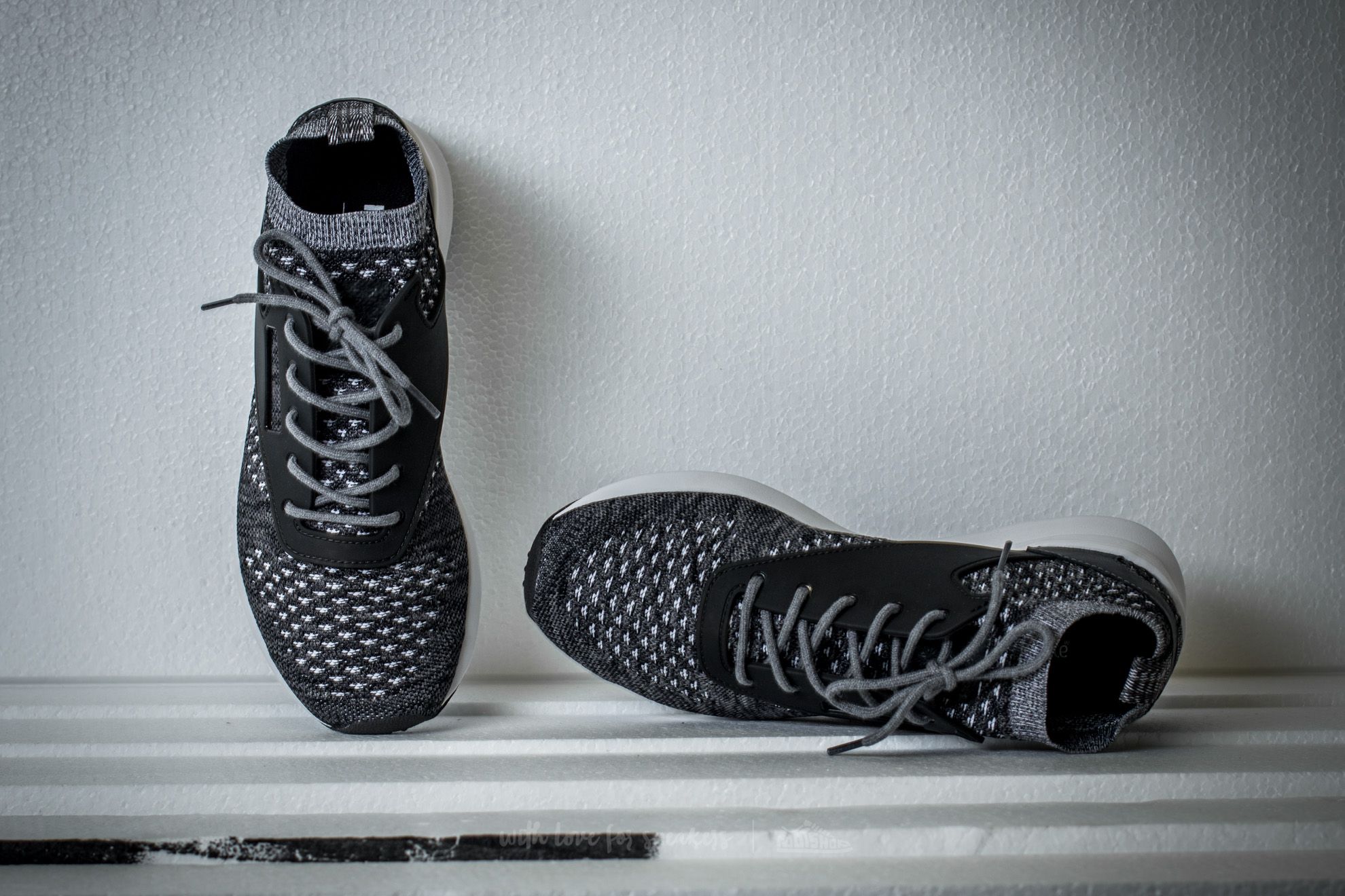 Men s shoes Reebok Zoku Runner Ultraknit Htrd Coal Black Medium